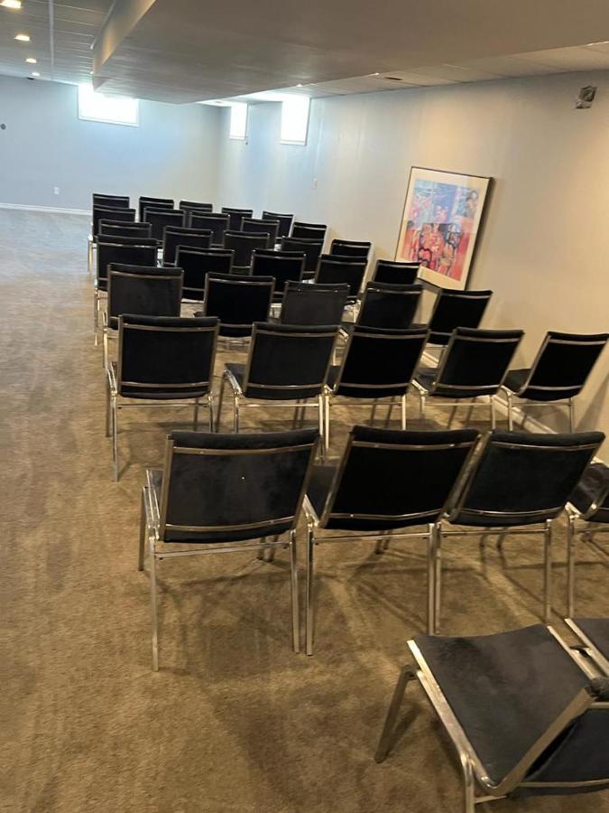 Bowmanville Event Place Eksteriør bilde